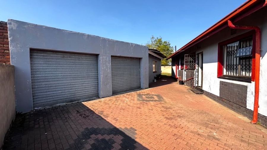 4 Bedroom Property for Sale in Visagie Park Gauteng