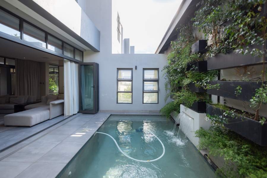 To Let 4 Bedroom Property for Rent in Steyn City Gauteng