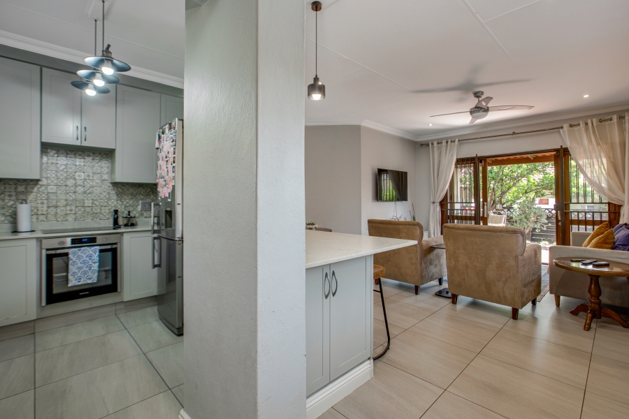2 Bedroom Property for Sale in Paulshof Gauteng