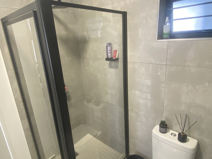 To Let 1 Bedroom Property for Rent in Broadacres Gauteng