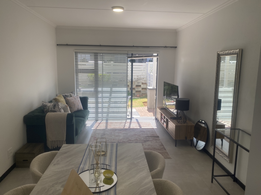 To Let 1 Bedroom Property for Rent in Broadacres Gauteng