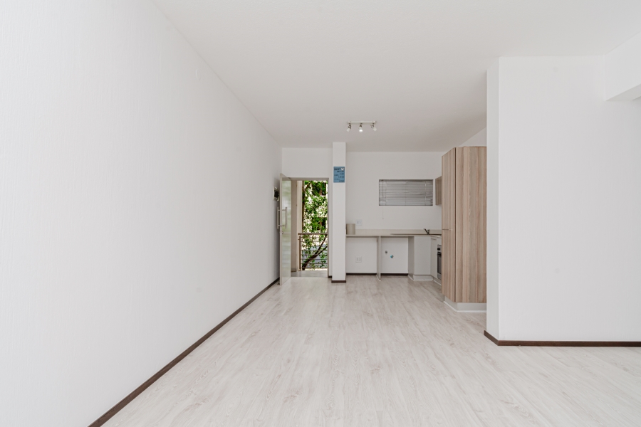 To Let 2 Bedroom Property for Rent in Broadacres Gauteng