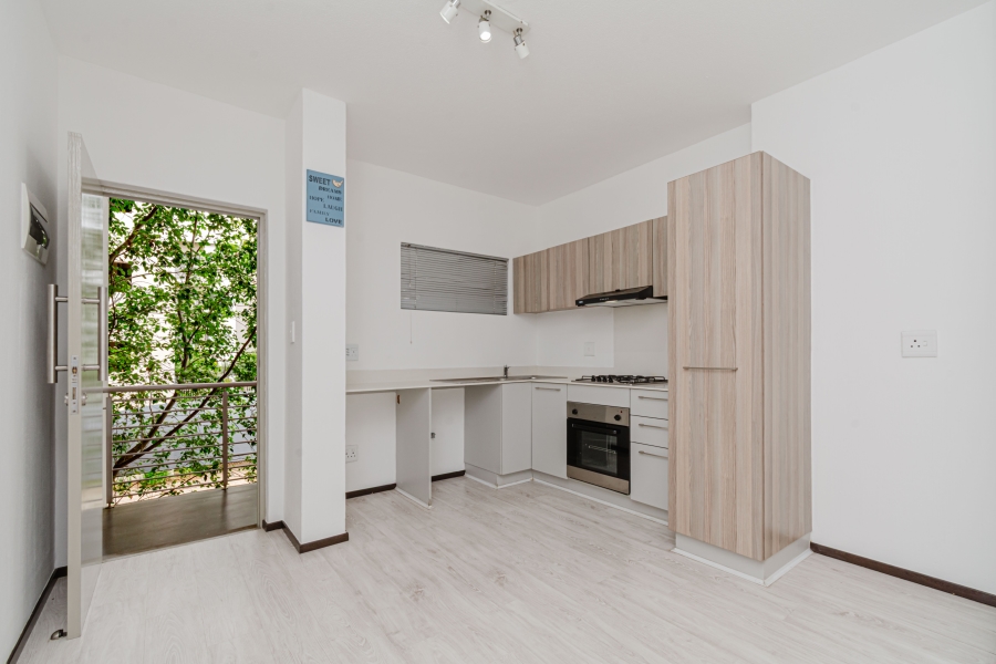 To Let 2 Bedroom Property for Rent in Broadacres Gauteng