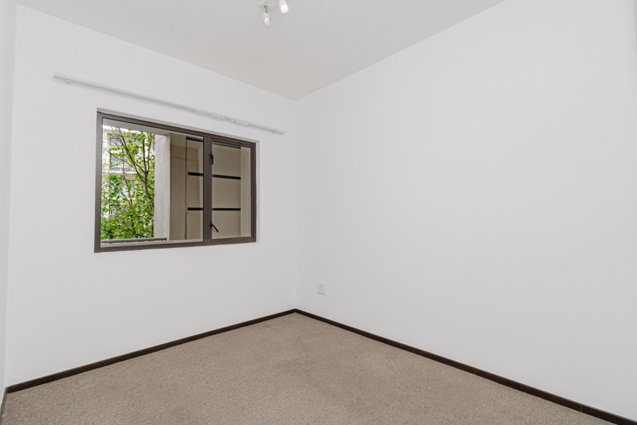 To Let 2 Bedroom Property for Rent in Broadacres Gauteng