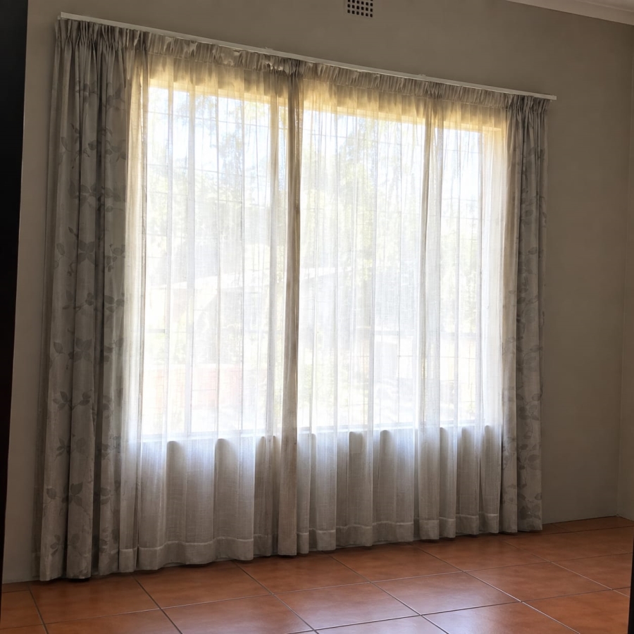 To Let 3 Bedroom Property for Rent in Rooiwal A H Gauteng