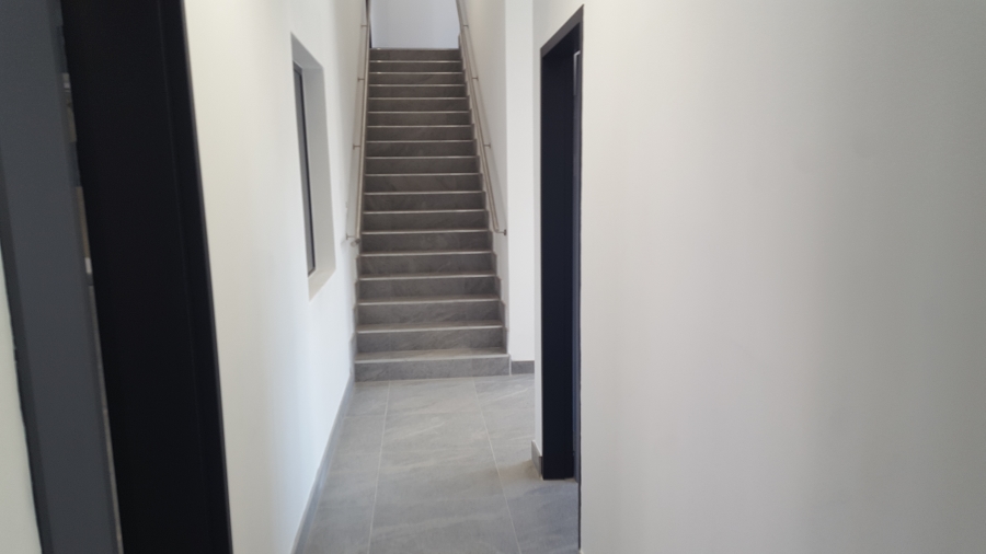 To Let Commercial Property for Rent in Longlake Gauteng