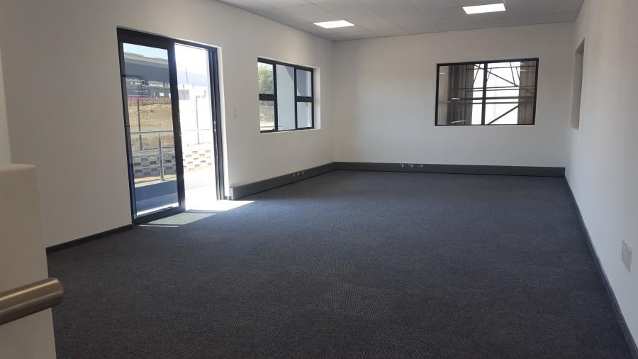 To Let Commercial Property for Rent in Longlake Gauteng
