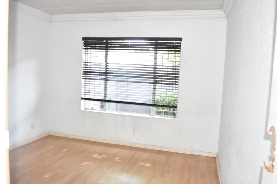 2 Bedroom Property for Sale in The Reeds Gauteng