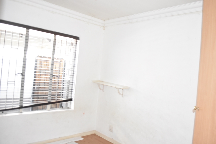 2 Bedroom Property for Sale in The Reeds Gauteng