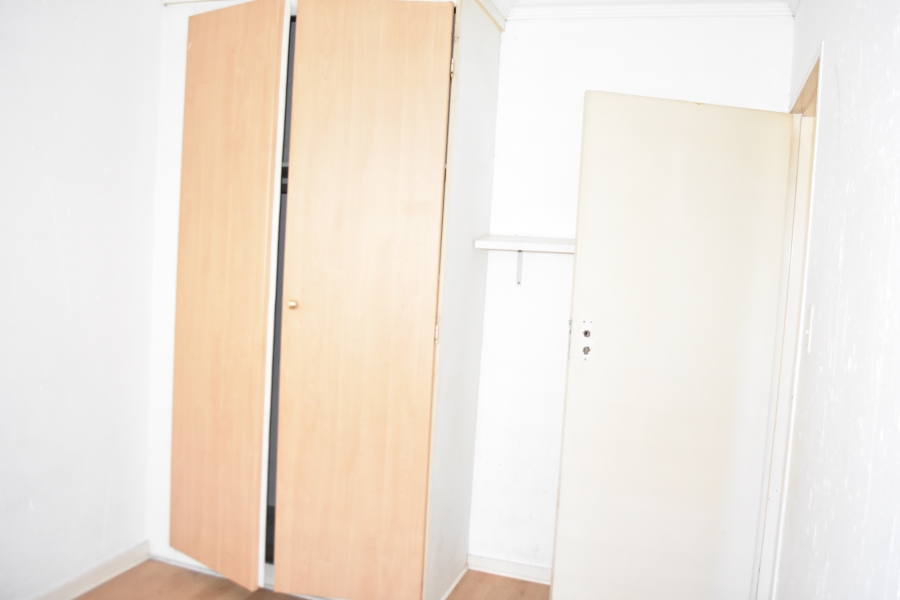 2 Bedroom Property for Sale in The Reeds Gauteng