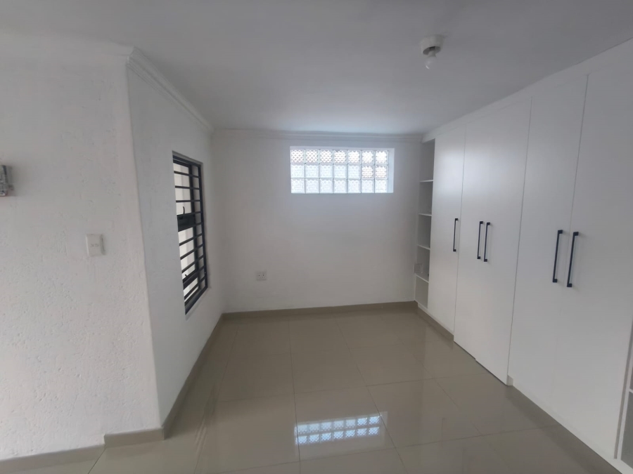 To Let 1 Bedroom Property for Rent in Erasmia Gauteng