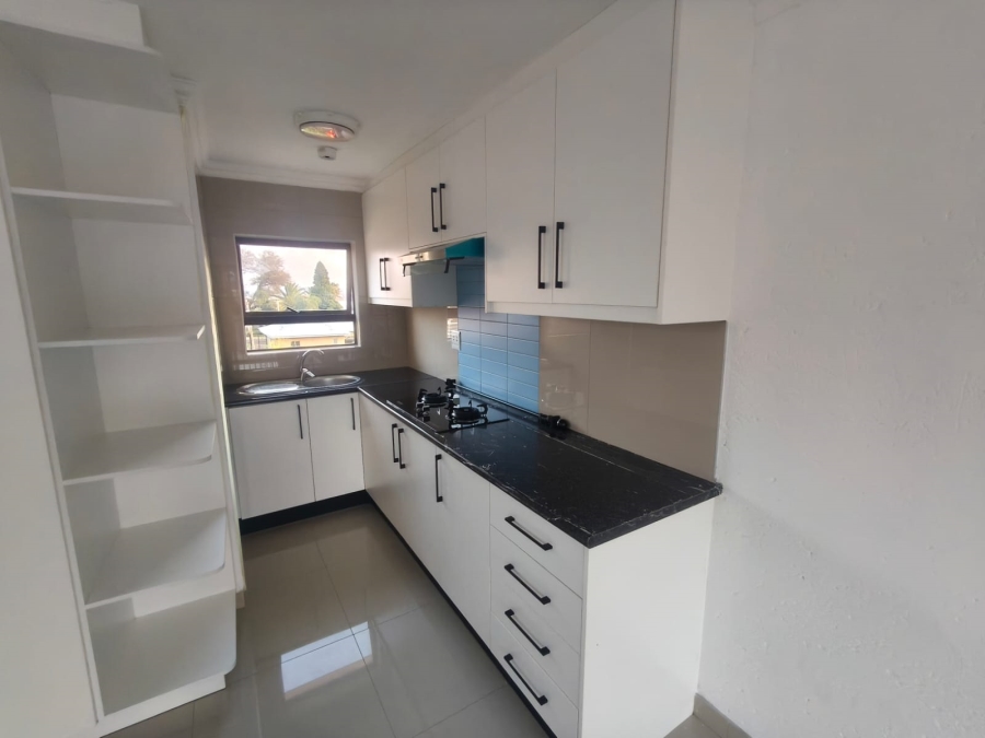To Let 1 Bedroom Property for Rent in Erasmia Gauteng