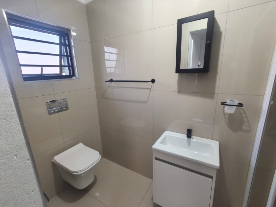 To Let 1 Bedroom Property for Rent in Erasmia Gauteng
