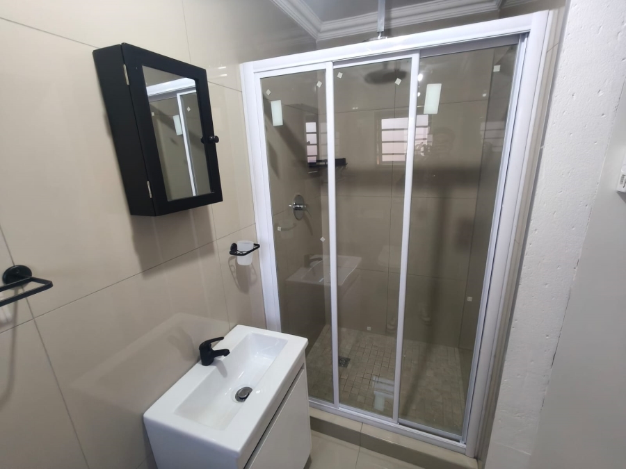 To Let 1 Bedroom Property for Rent in Erasmia Gauteng