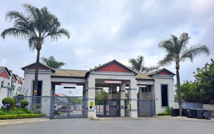 To Let 2 Bedroom Property for Rent in Honeydew Manor Gauteng