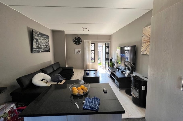 To Let 2 Bedroom Property for Rent in Honeydew Manor Gauteng