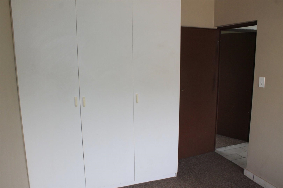 To Let 2 Bedroom Property for Rent in Witpoortjie Gauteng