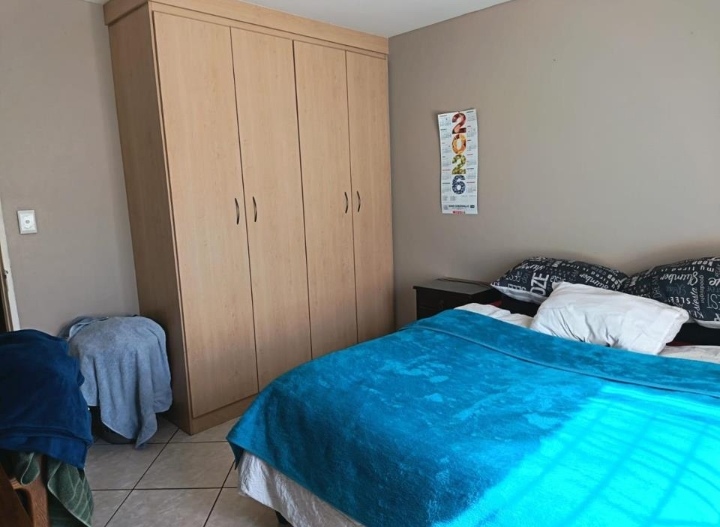 2 Bedroom Property for Sale in Greenhills Gauteng