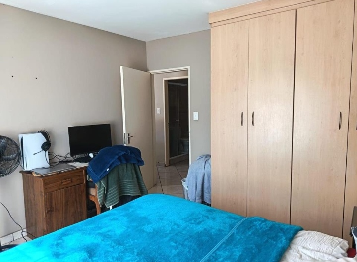 2 Bedroom Property for Sale in Greenhills Gauteng
