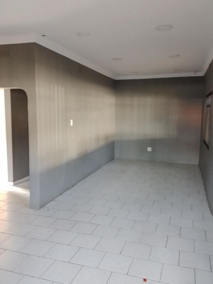 To Let Commercial Property for Rent in Eastleigh Gauteng