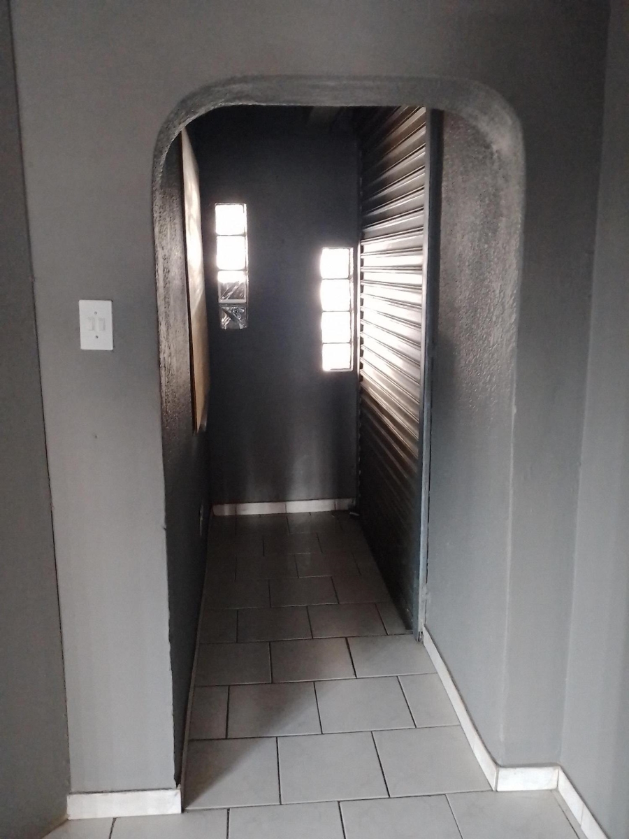 To Let Commercial Property for Rent in Eastleigh Gauteng
