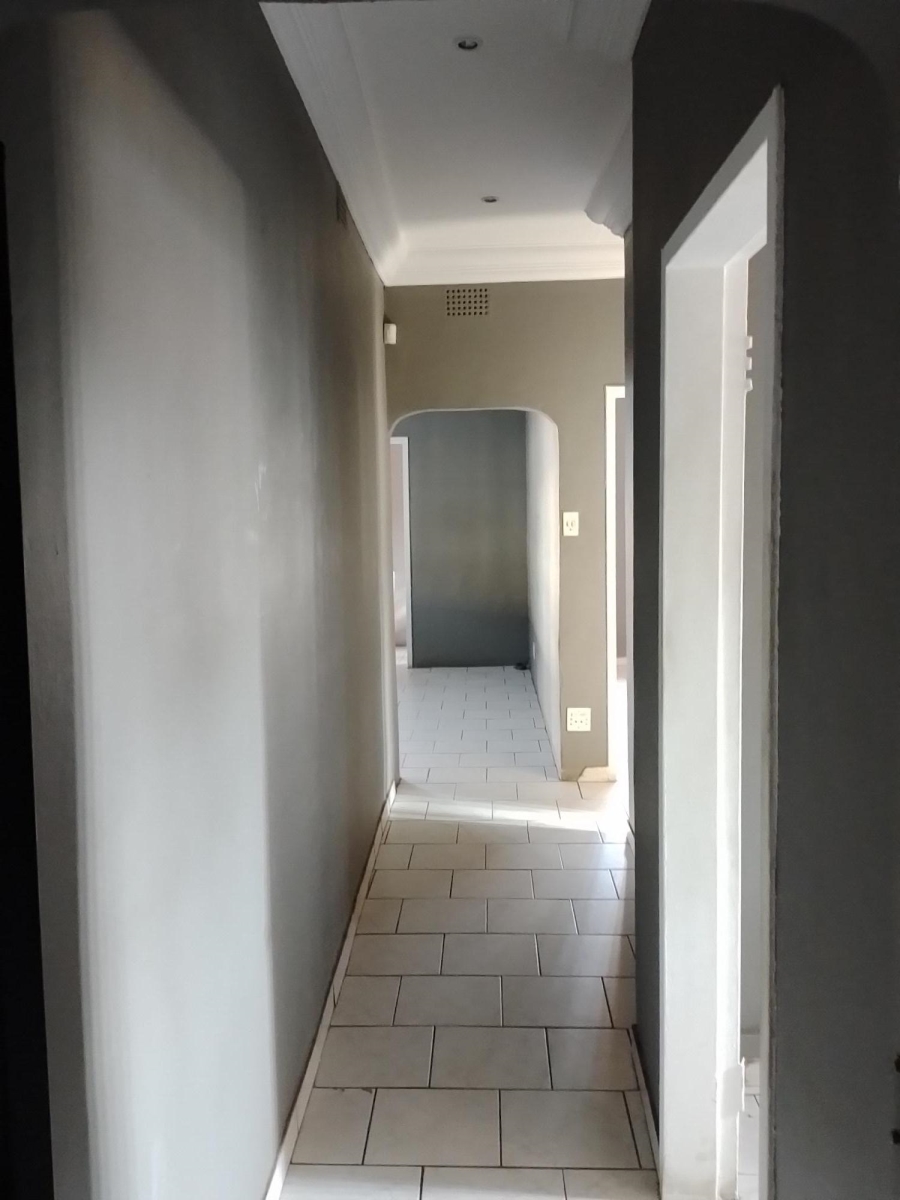 To Let Commercial Property for Rent in Eastleigh Gauteng