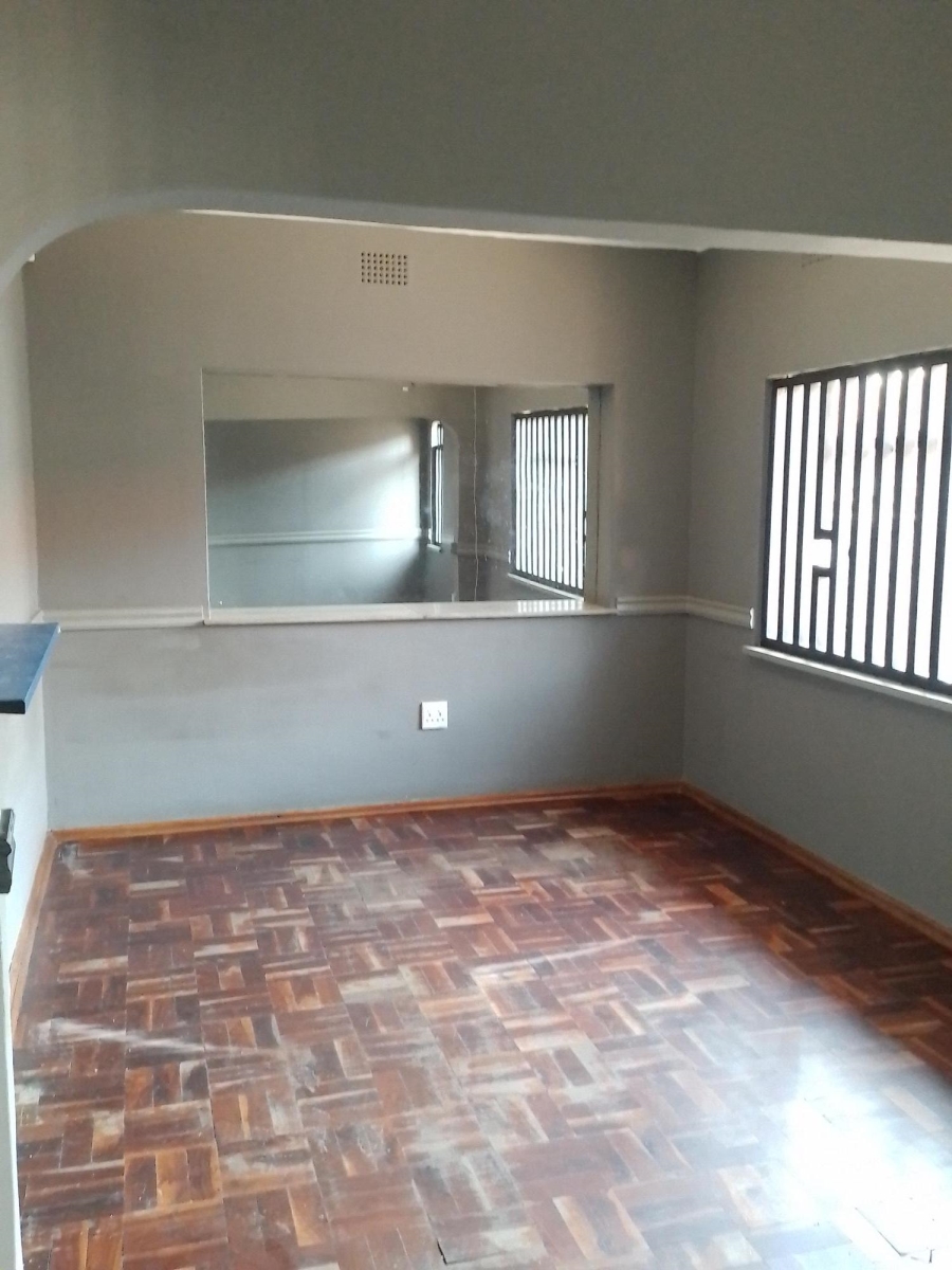 To Let Commercial Property for Rent in Eastleigh Gauteng