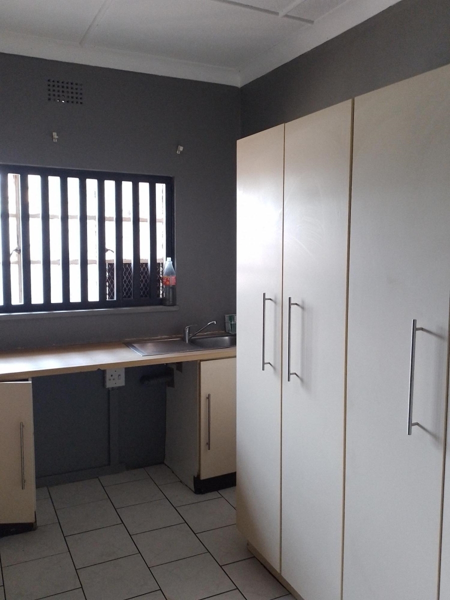 To Let Commercial Property for Rent in Eastleigh Gauteng