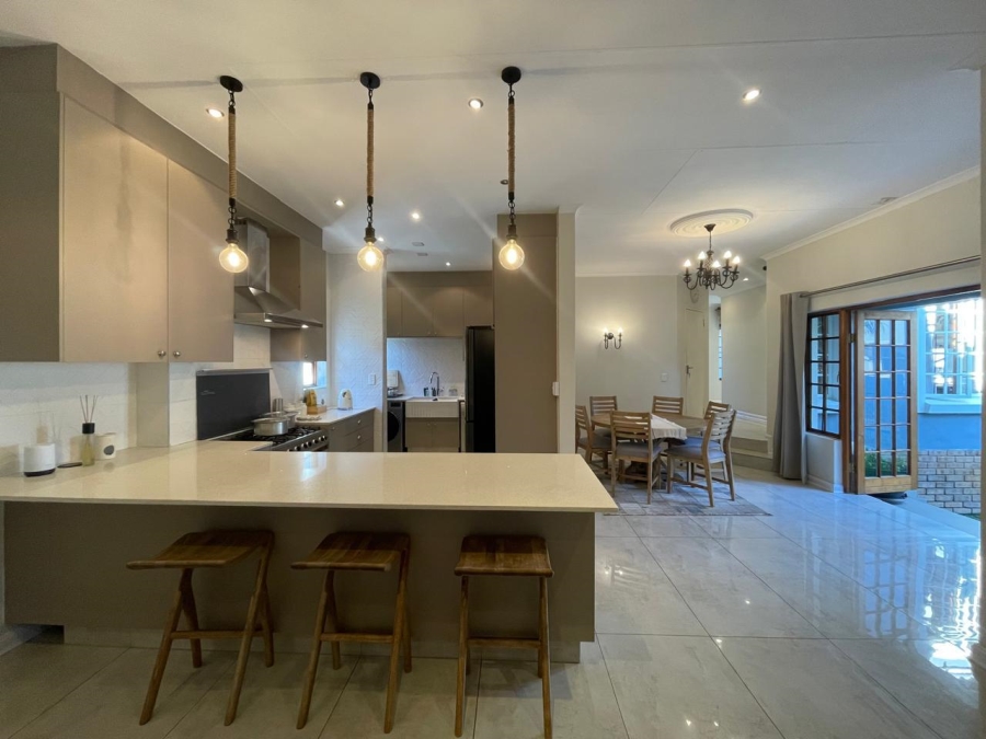 To Let 3 Bedroom Property for Rent in Greenstone Hill Gauteng