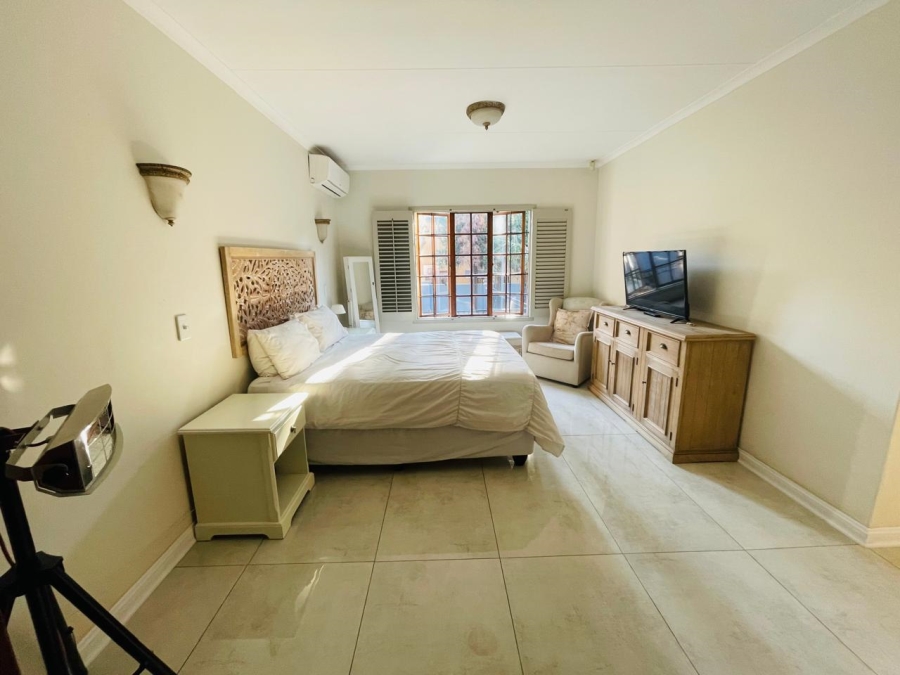 To Let 3 Bedroom Property for Rent in Greenstone Hill Gauteng