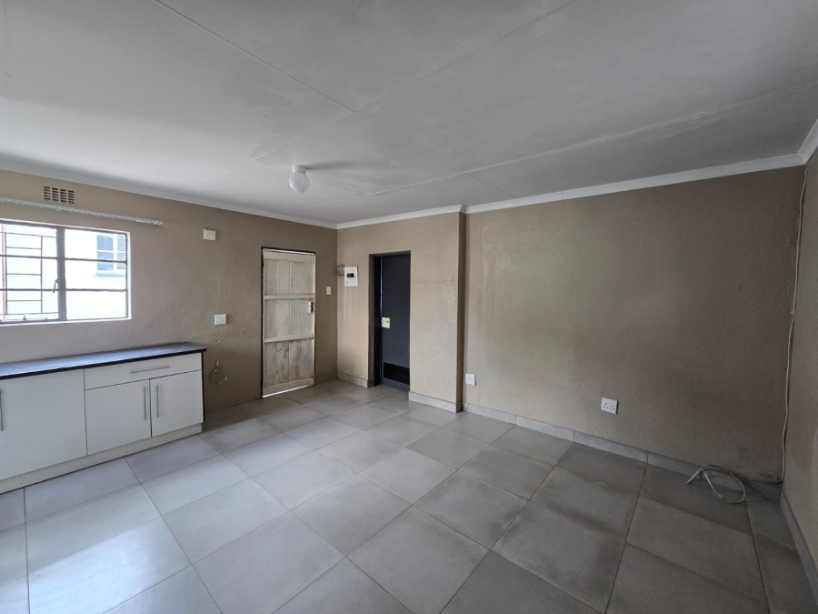 To Let 1 Bedroom Property for Rent in Benoni West Gauteng