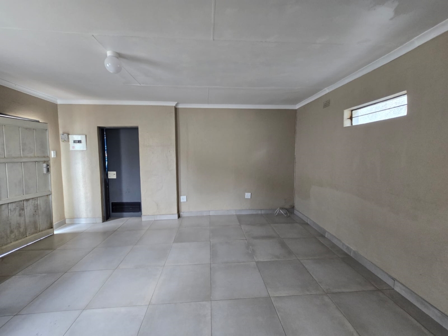 To Let 1 Bedroom Property for Rent in Benoni West Gauteng
