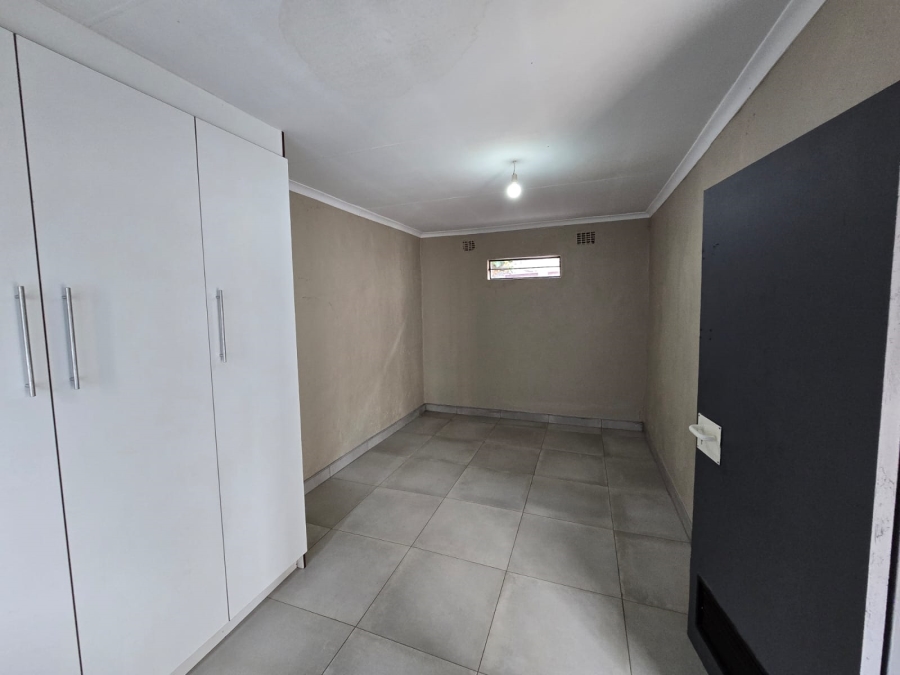 To Let 1 Bedroom Property for Rent in Benoni West Gauteng