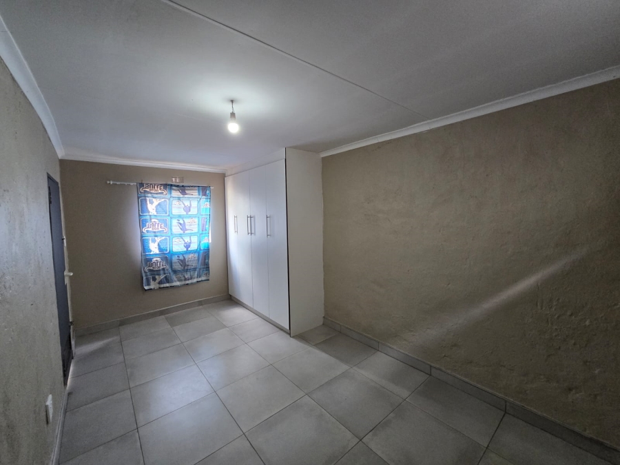To Let 1 Bedroom Property for Rent in Benoni West Gauteng