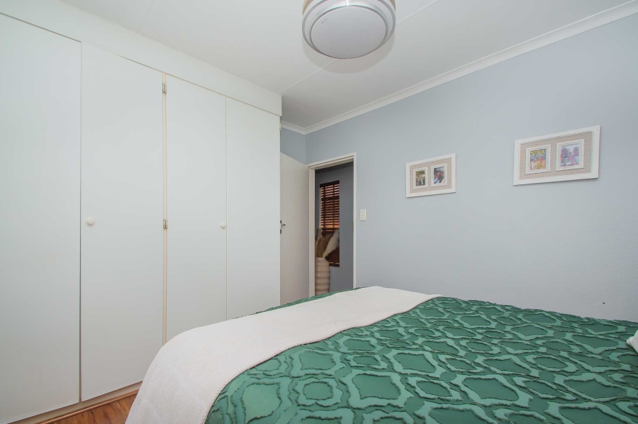 2 Bedroom Property for Sale in Wilgeheuwel Gauteng