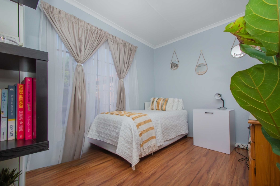 2 Bedroom Property for Sale in Wilgeheuwel Gauteng