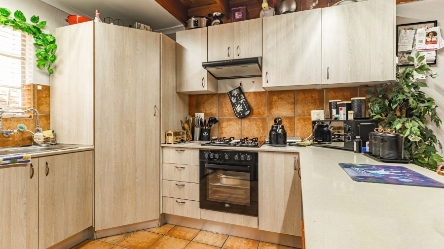 3 Bedroom Property for Sale in Bardene Gauteng