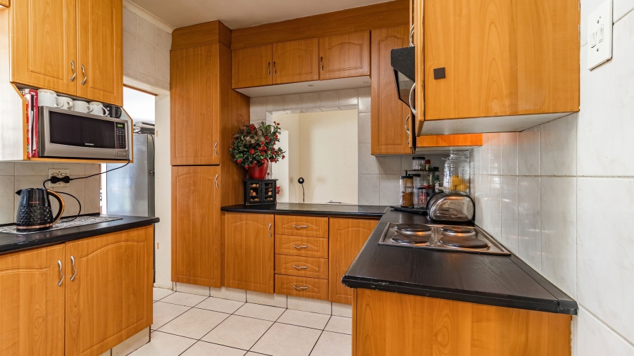 5 Bedroom Property for Sale in Freeway Park Gauteng