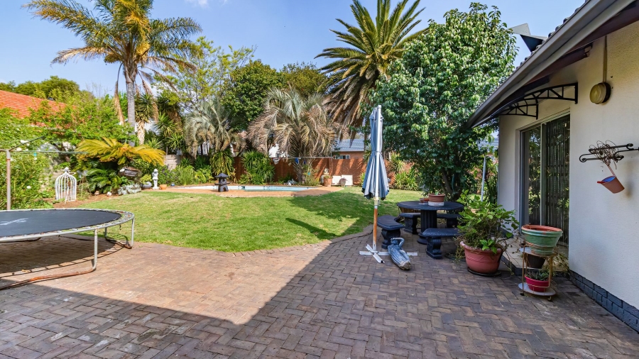 5 Bedroom Property for Sale in Freeway Park Gauteng