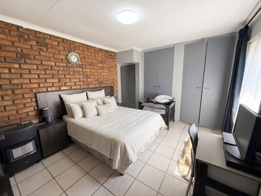 3 Bedroom Property for Sale in Sunward Park Gauteng