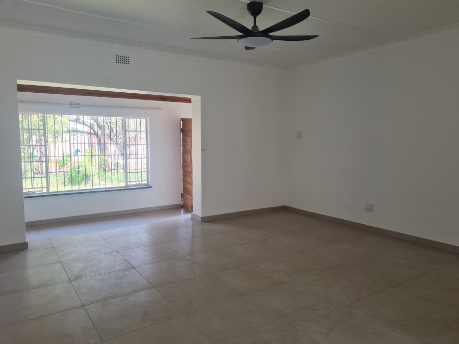 To Let 3 Bedroom Property for Rent in Clarens Park Gauteng