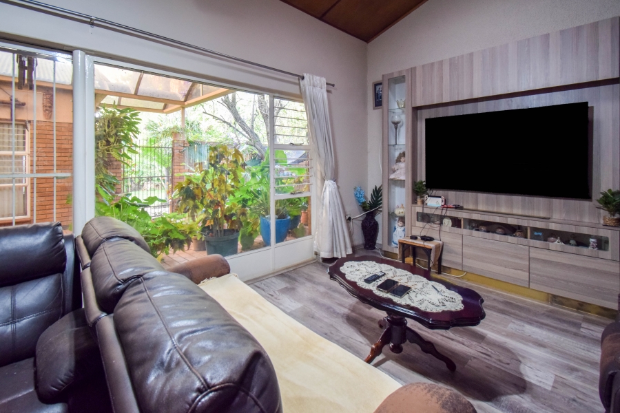 3 Bedroom Property for Sale in Meyerspark Gauteng