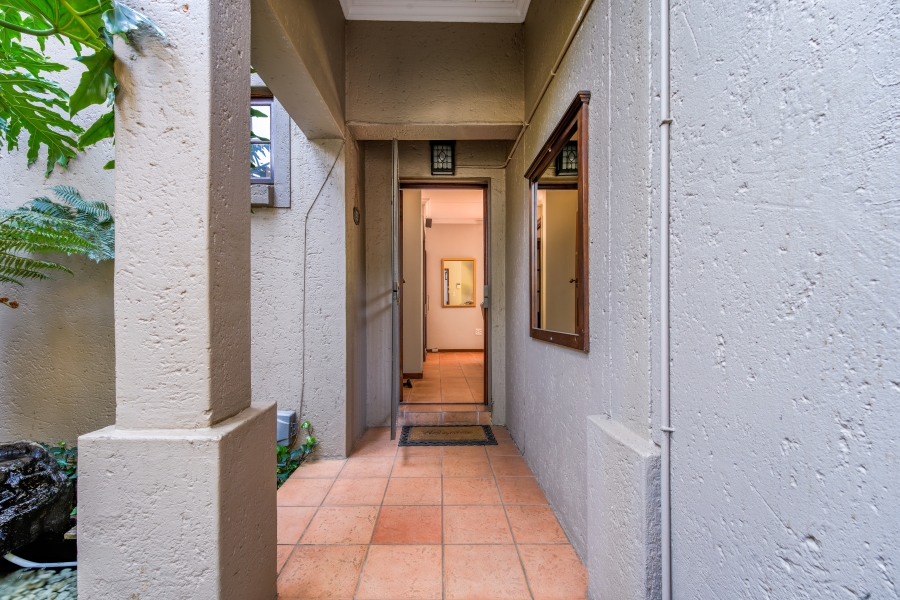 3 Bedroom Property for Sale in Faerie Glen Gauteng