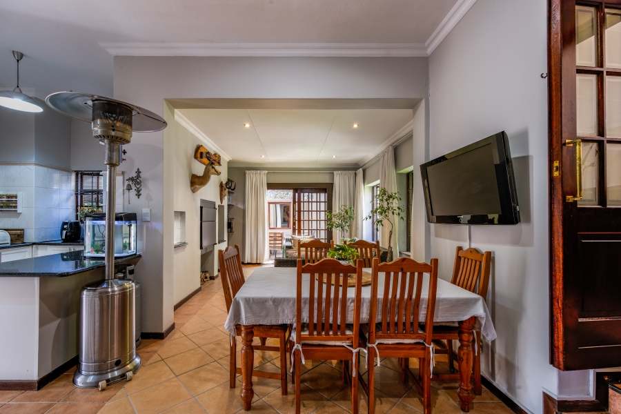3 Bedroom Property for Sale in Faerie Glen Gauteng