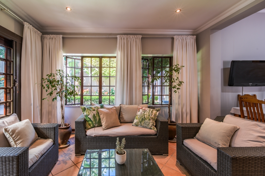3 Bedroom Property for Sale in Faerie Glen Gauteng