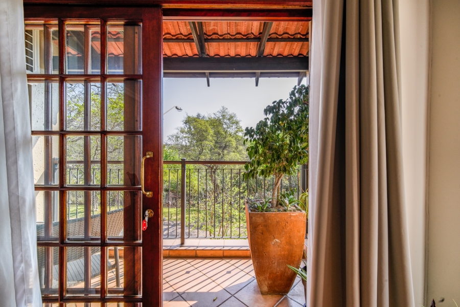 3 Bedroom Property for Sale in Faerie Glen Gauteng