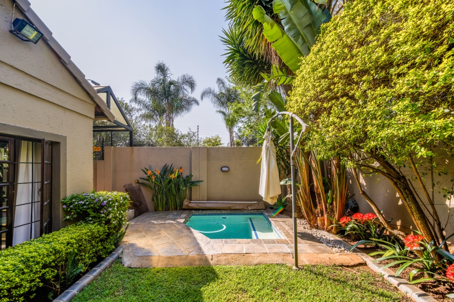 3 Bedroom Property for Sale in Faerie Glen Gauteng