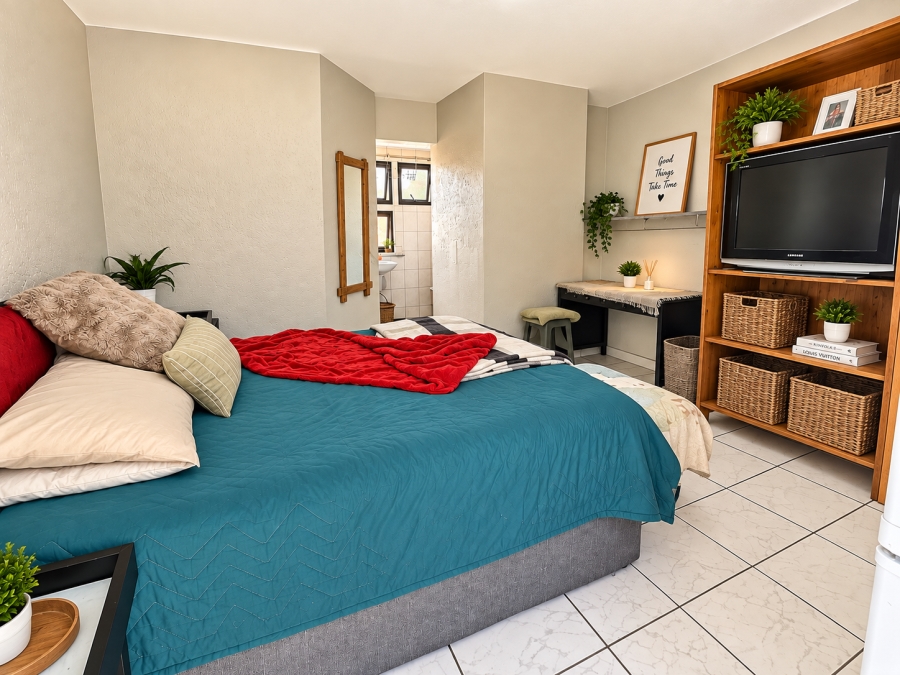 4 Bedroom Property for Sale in Bassonia Gauteng