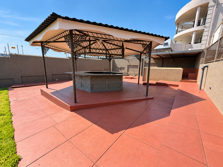 4 Bedroom Property for Sale in Bassonia Gauteng