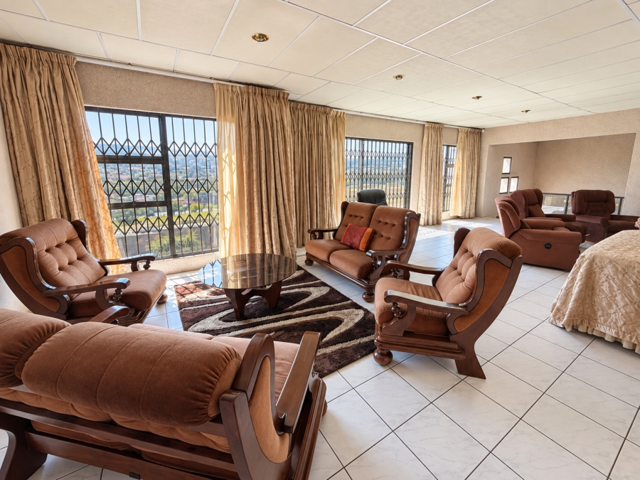 4 Bedroom Property for Sale in Bassonia Gauteng